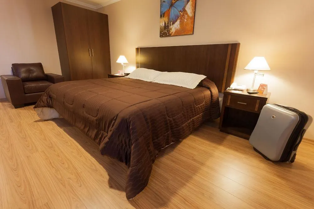 Fenix Hotel Quito 3*,  Ecuador